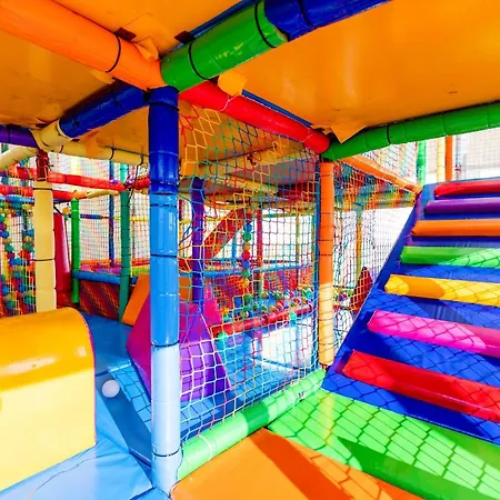 Domki Caloroczne Z Wyzywieniem W Kompleksie Amber Park Spa