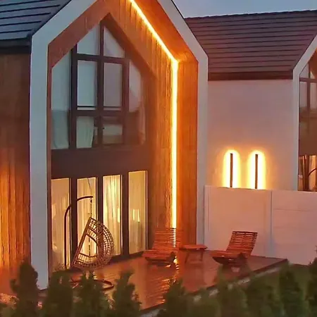 Domki Caloroczne Z Wyzywieniem W Kompleksie Amber Park Spa Holiday home