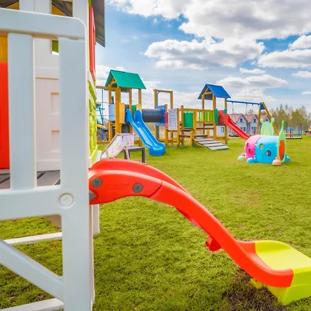 Holiday home Domki Caloroczne Z Wyzywieniem W Kompleksie Amber Park Spa