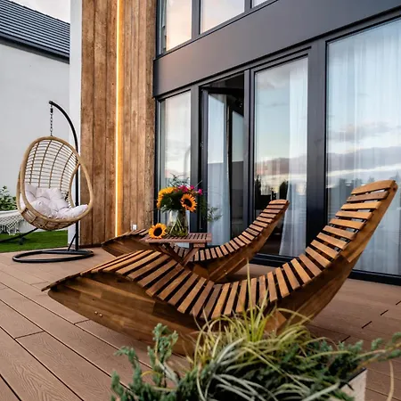 Holiday home Domki Caloroczne Z Wyzywieniem W Kompleksie Amber Park Spa